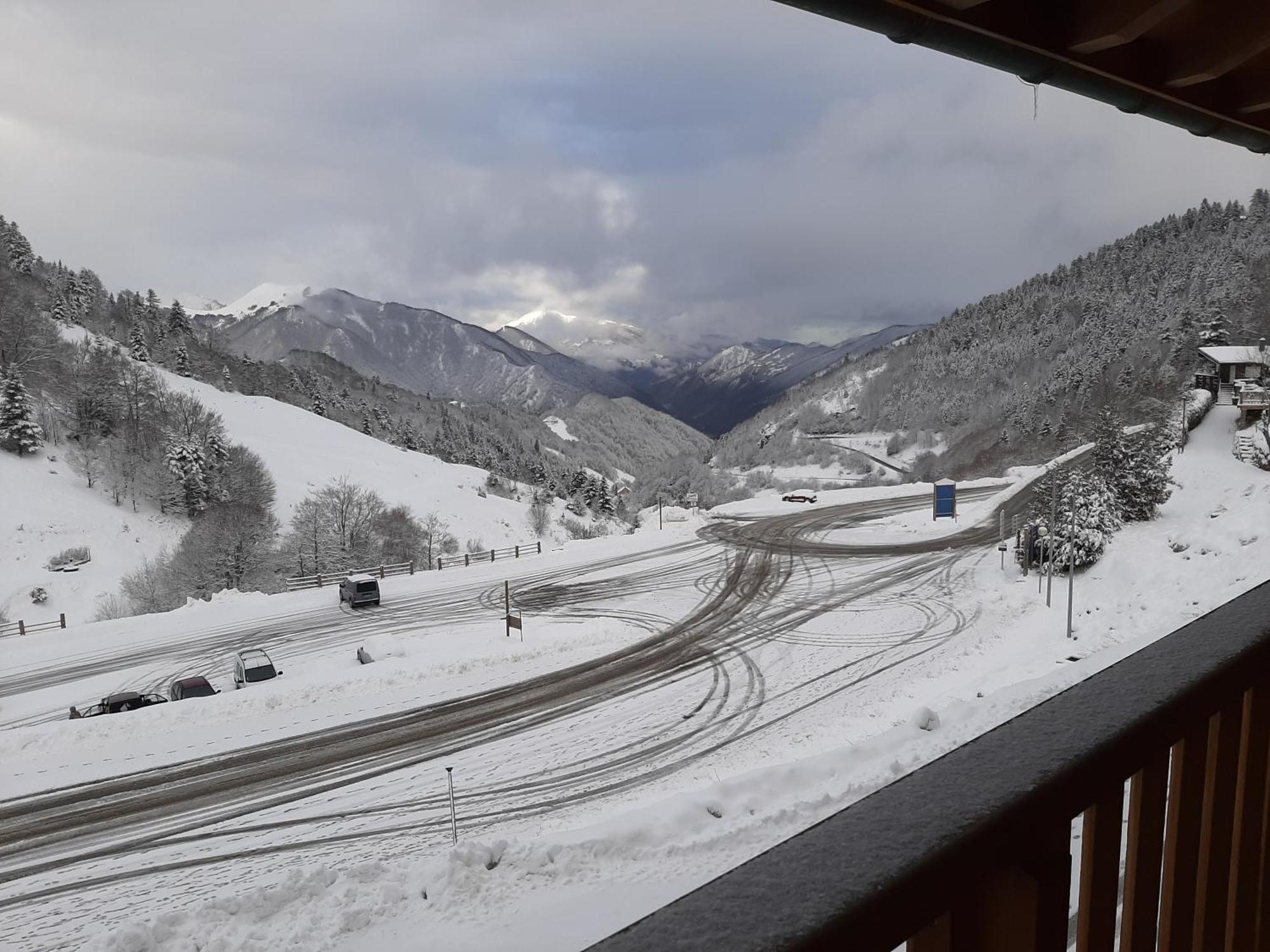 Guzet-Pyrenees-Pied Des Pistes Apartment Ustou ภายนอก รูปภาพ